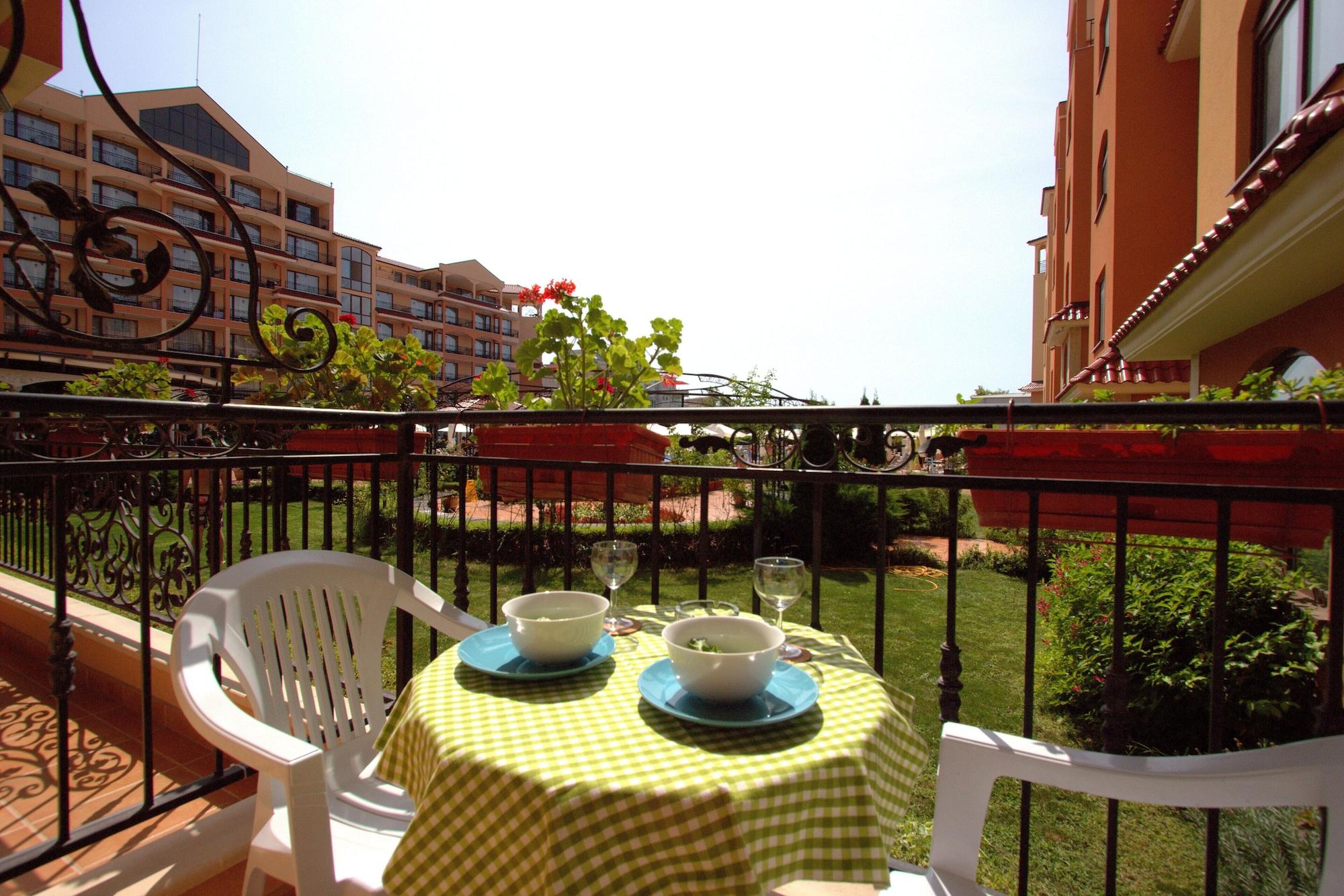 Menada Diamant Apartments Sunny Beach Eksteriør billede