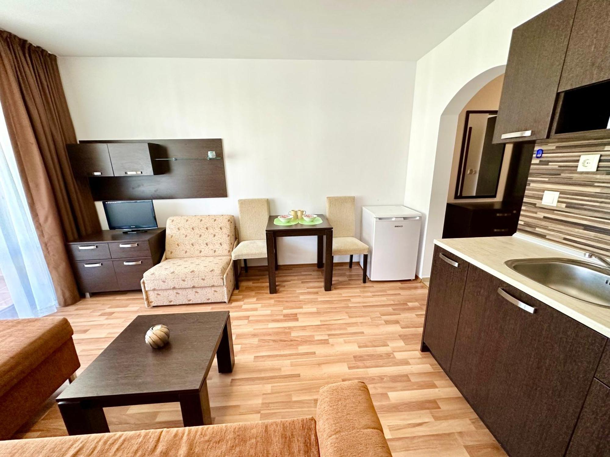 Menada Diamant Apartments Sunny Beach Værelse billede