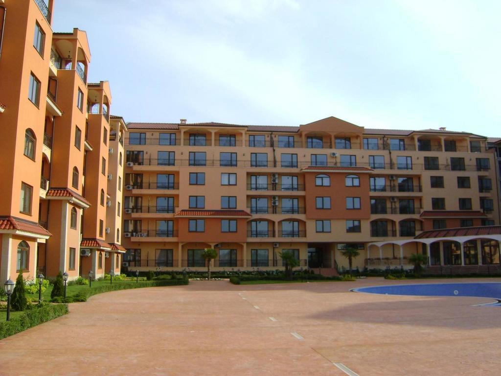 Menada Diamant Apartments Sunny Beach Eksteriør billede