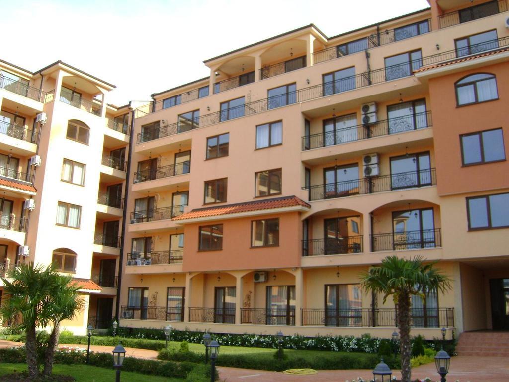 Menada Diamant Apartments Sunny Beach Eksteriør billede