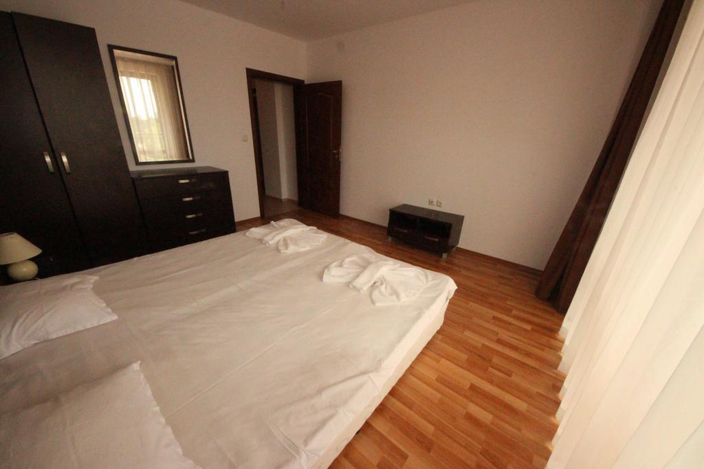 Menada Diamant Apartments Sunny Beach Eksteriør billede